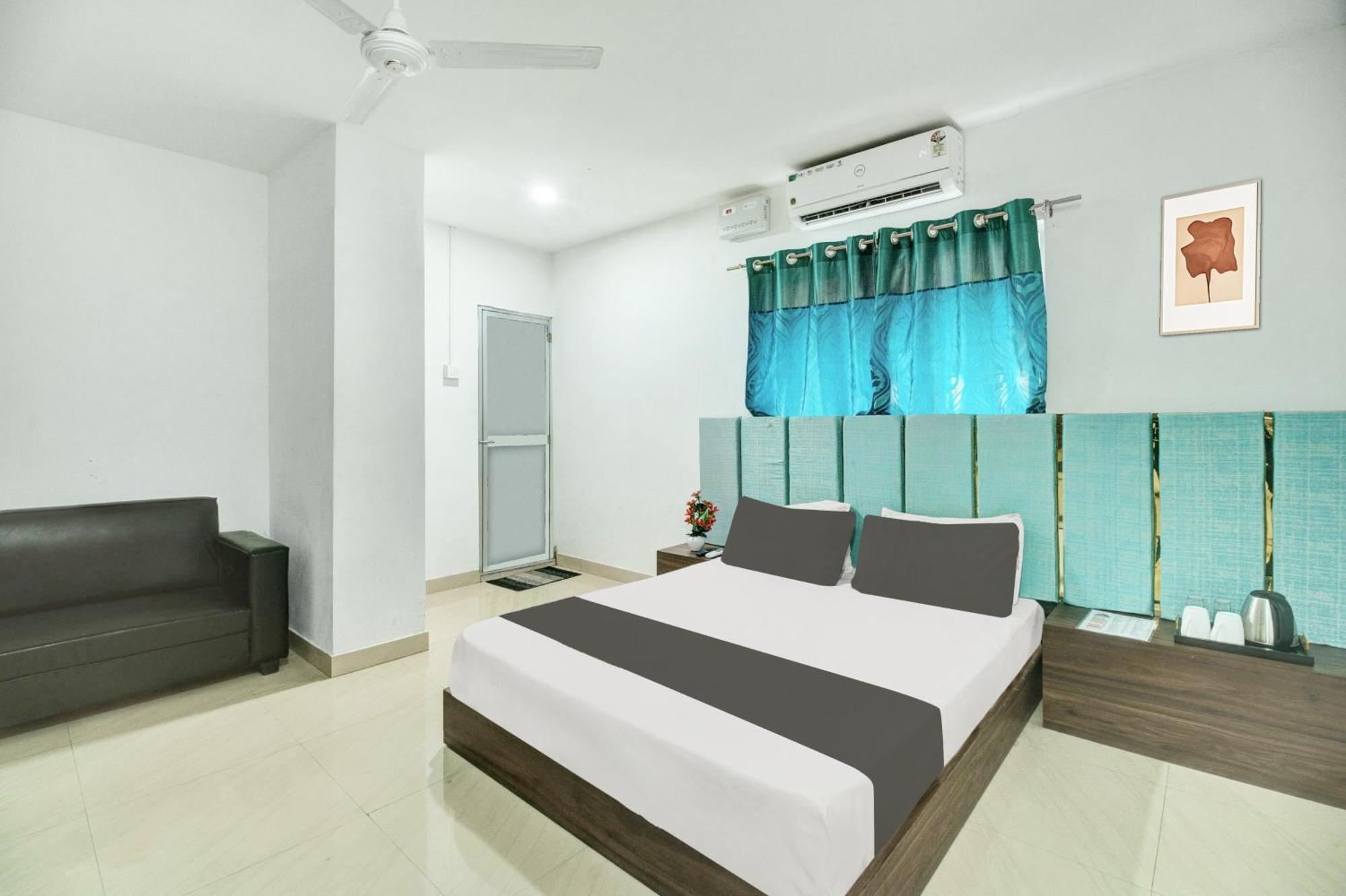 Hotel POP 88970 Royal Regency, Pathsala Dalaigaon Exterior foto